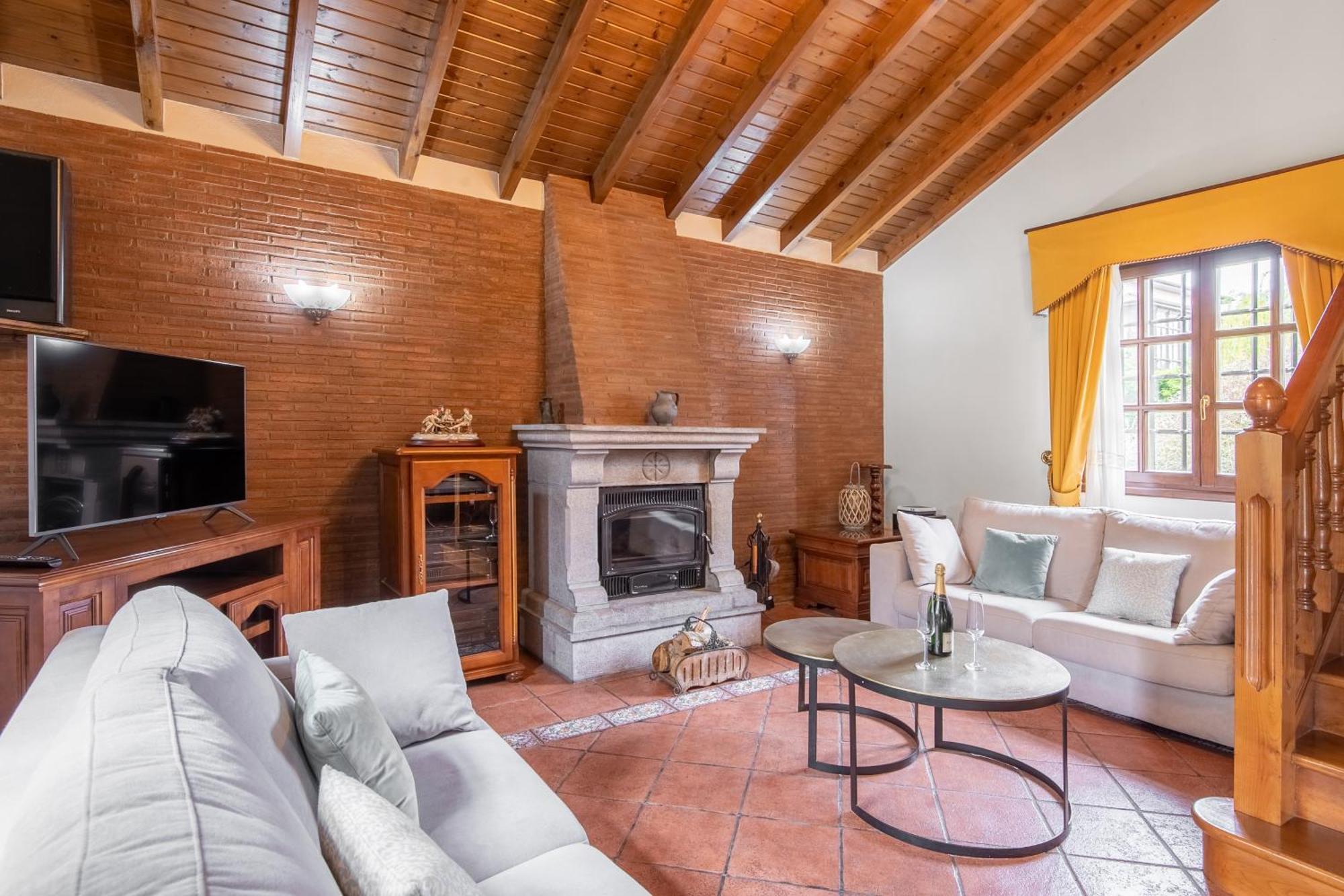 Casa En La Costa Con Wifi Jardin Y Barbacoa Guest House Llanes Exterior photo